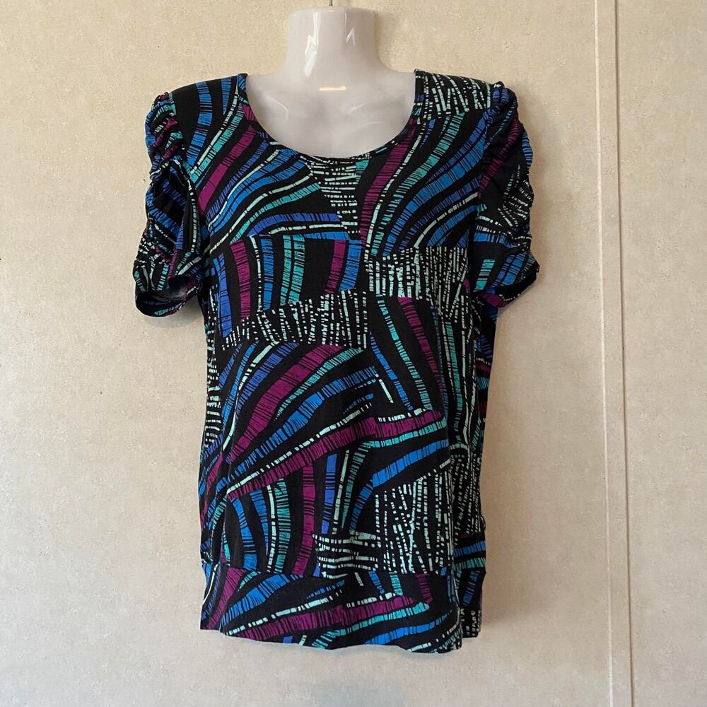 Cable & Gauge Stretch Knot Top Round‎ Neck Short Sleeve Multicolor Size Small